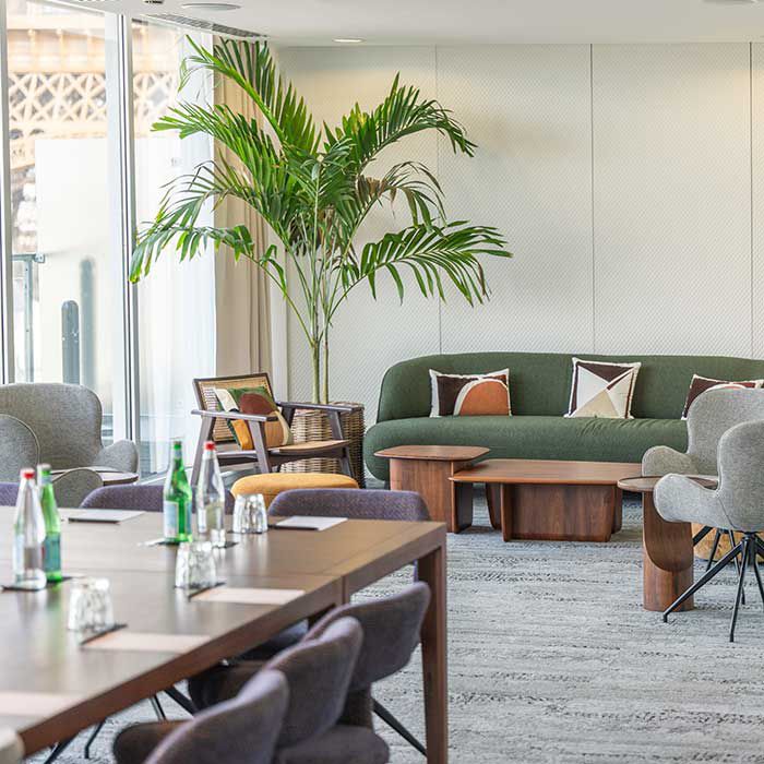 Salon BUSINESS PLAYGROUND Pullman Paris Tour Eiffel